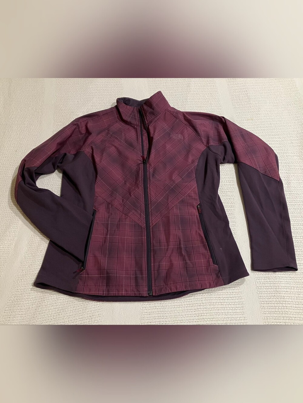 The North Face Women's Plum Softshell Jacket